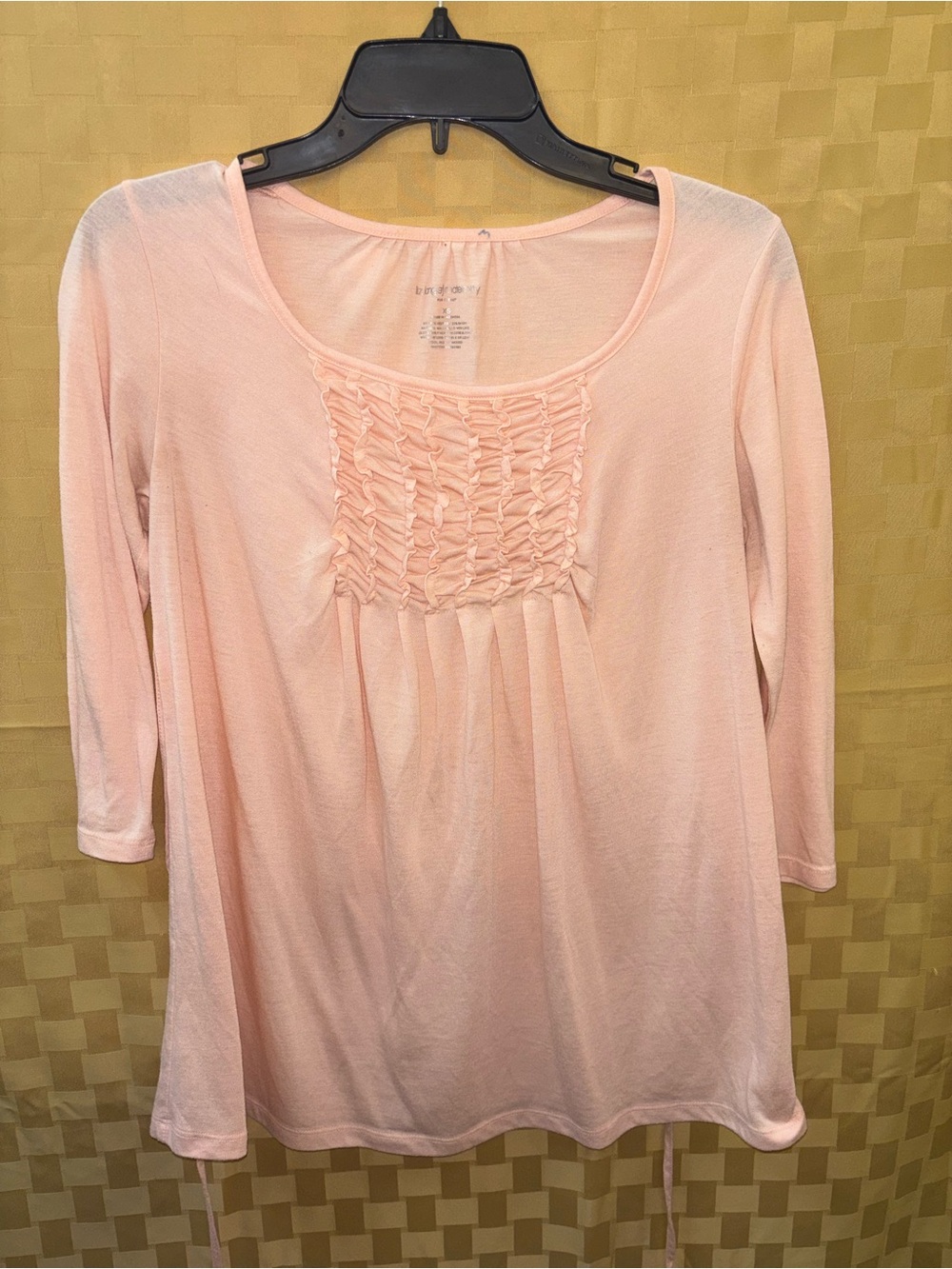Liz Lange Soft Blush Scoop Neck Ruffle-Front Tunic